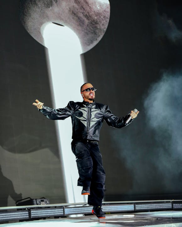 Hero image for JORDAN 3 RETRO X J BALVIN 'RIO'