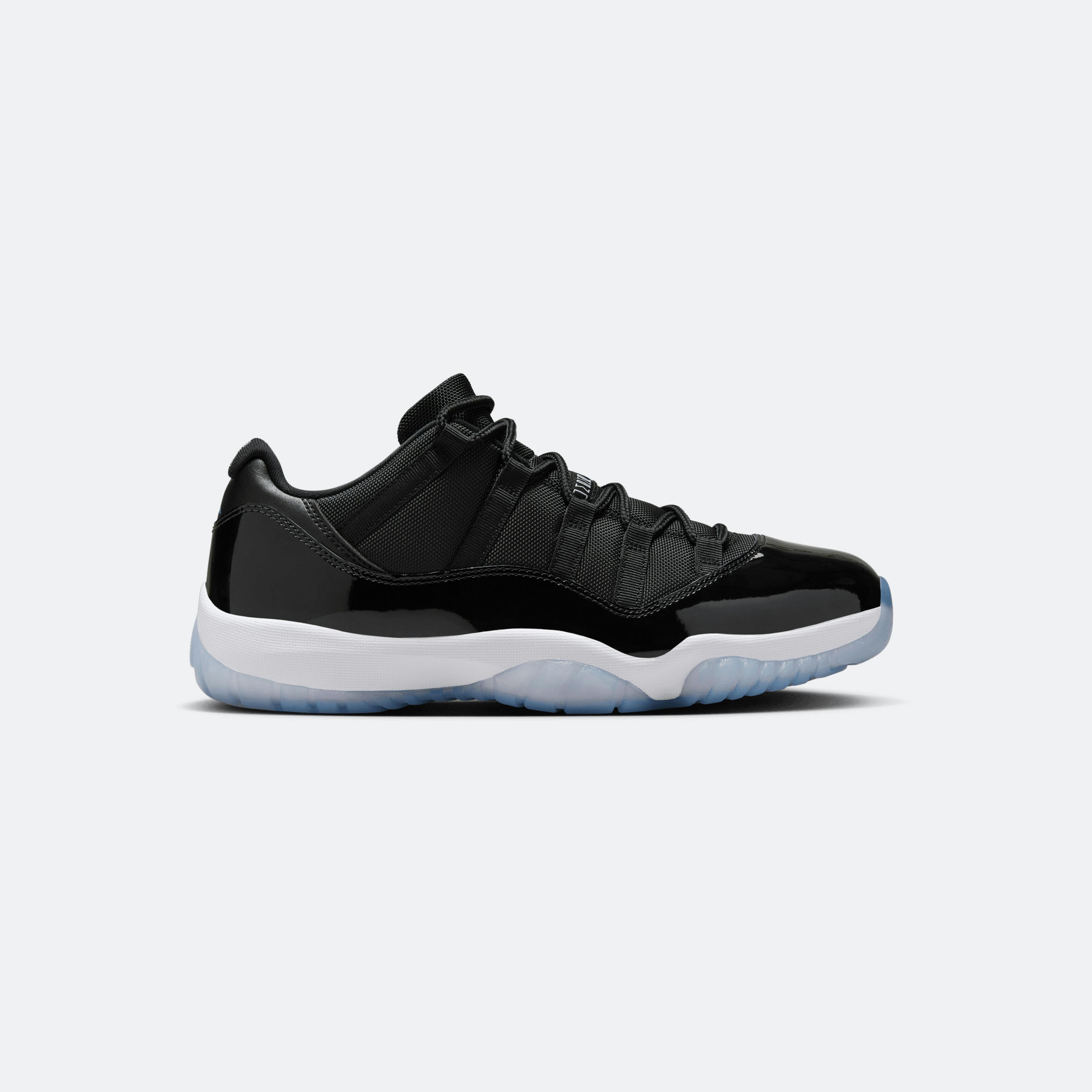 Jordan 11 Low Space Jam