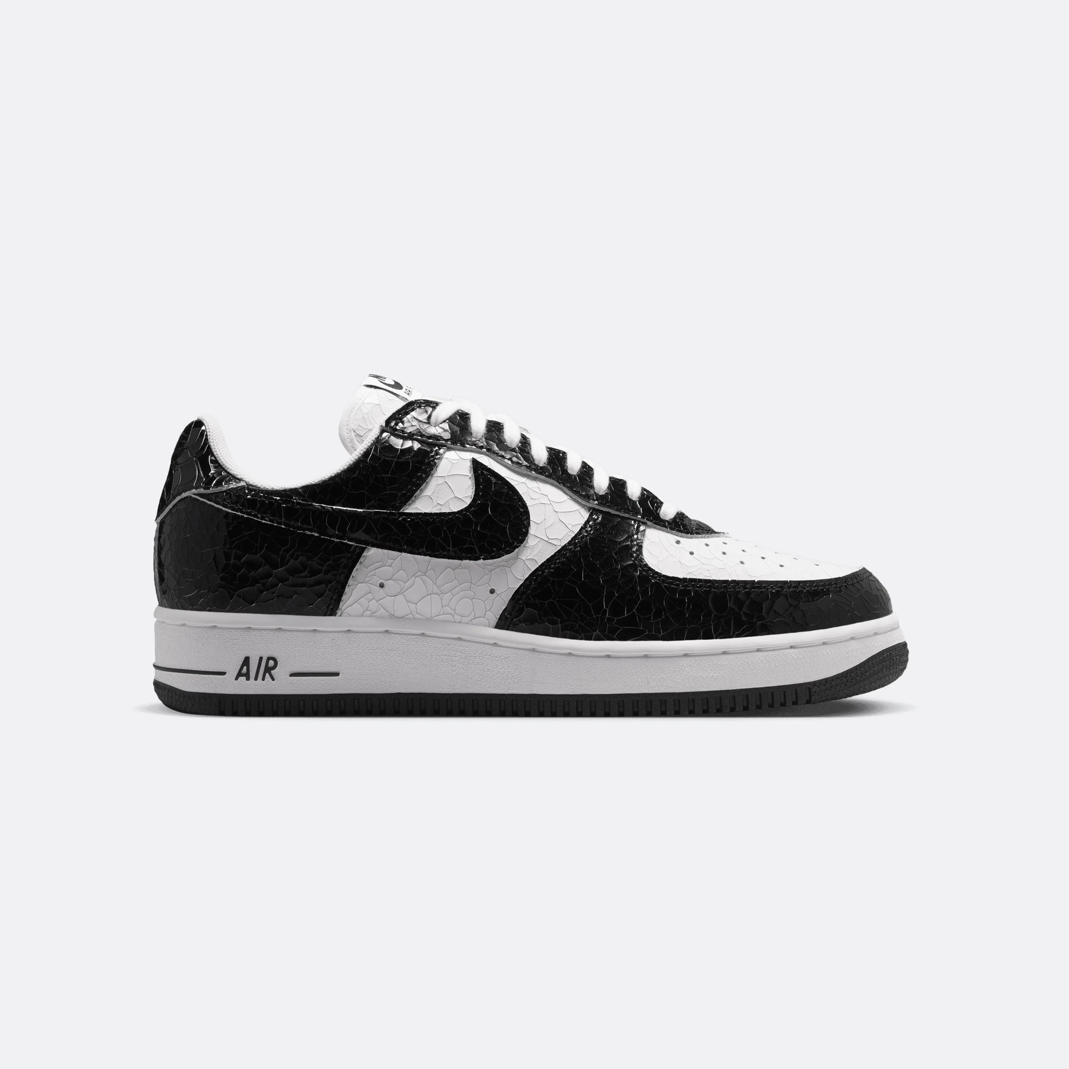 Image of Nike AF1 Cracked Leather "White Black"