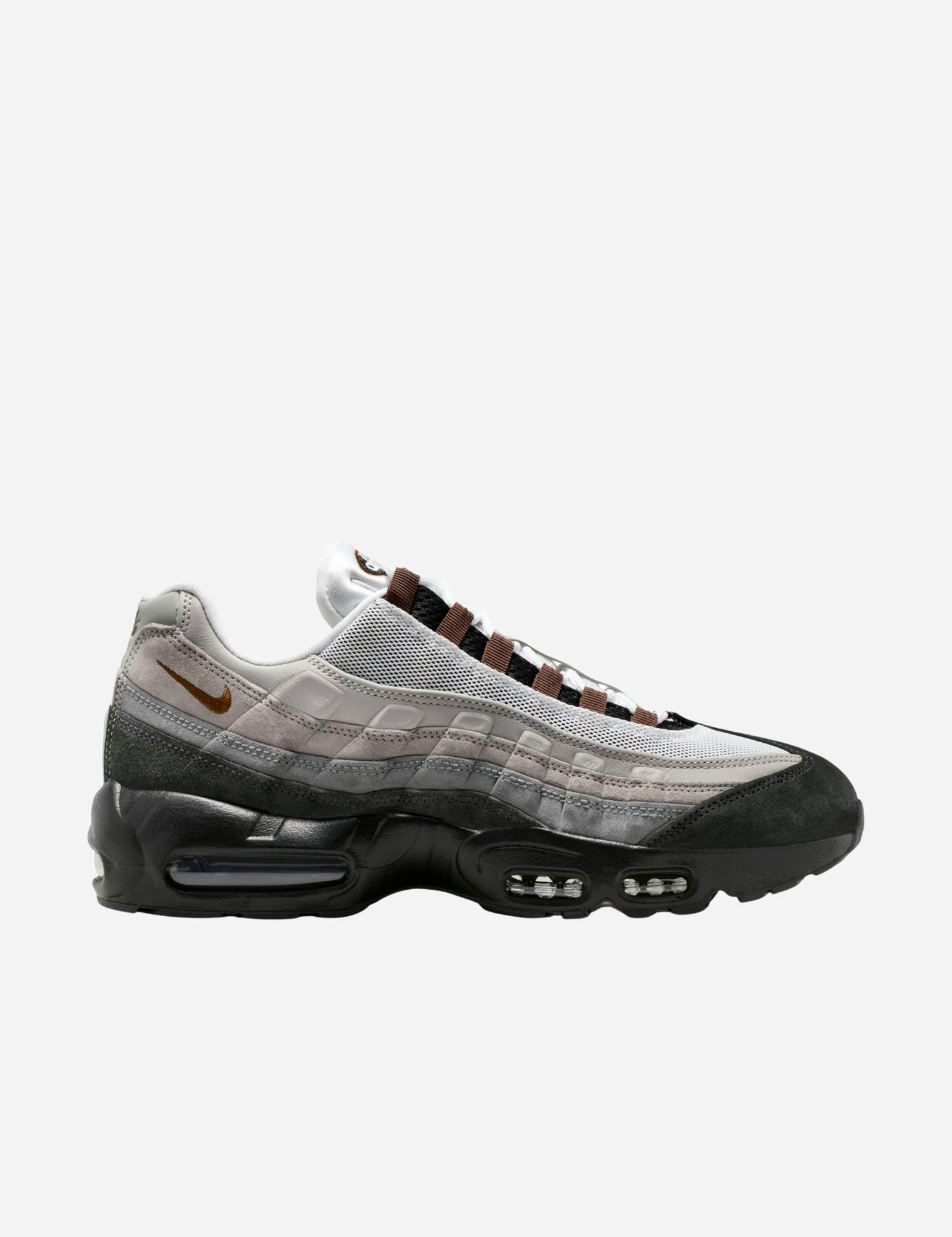 Image of Nike SB Air Max 95 Shoes