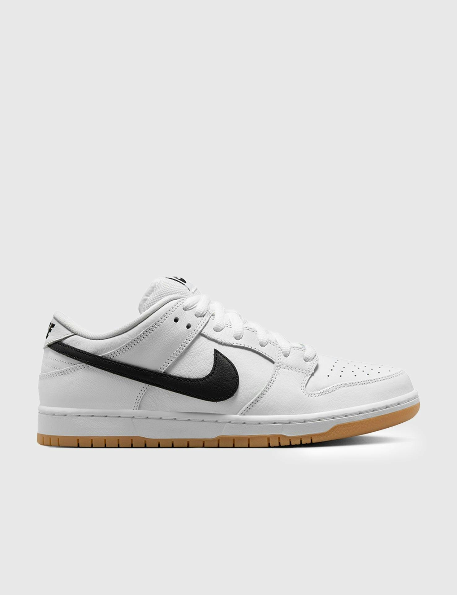 Nike shops sb orange label dunk low pro shoes