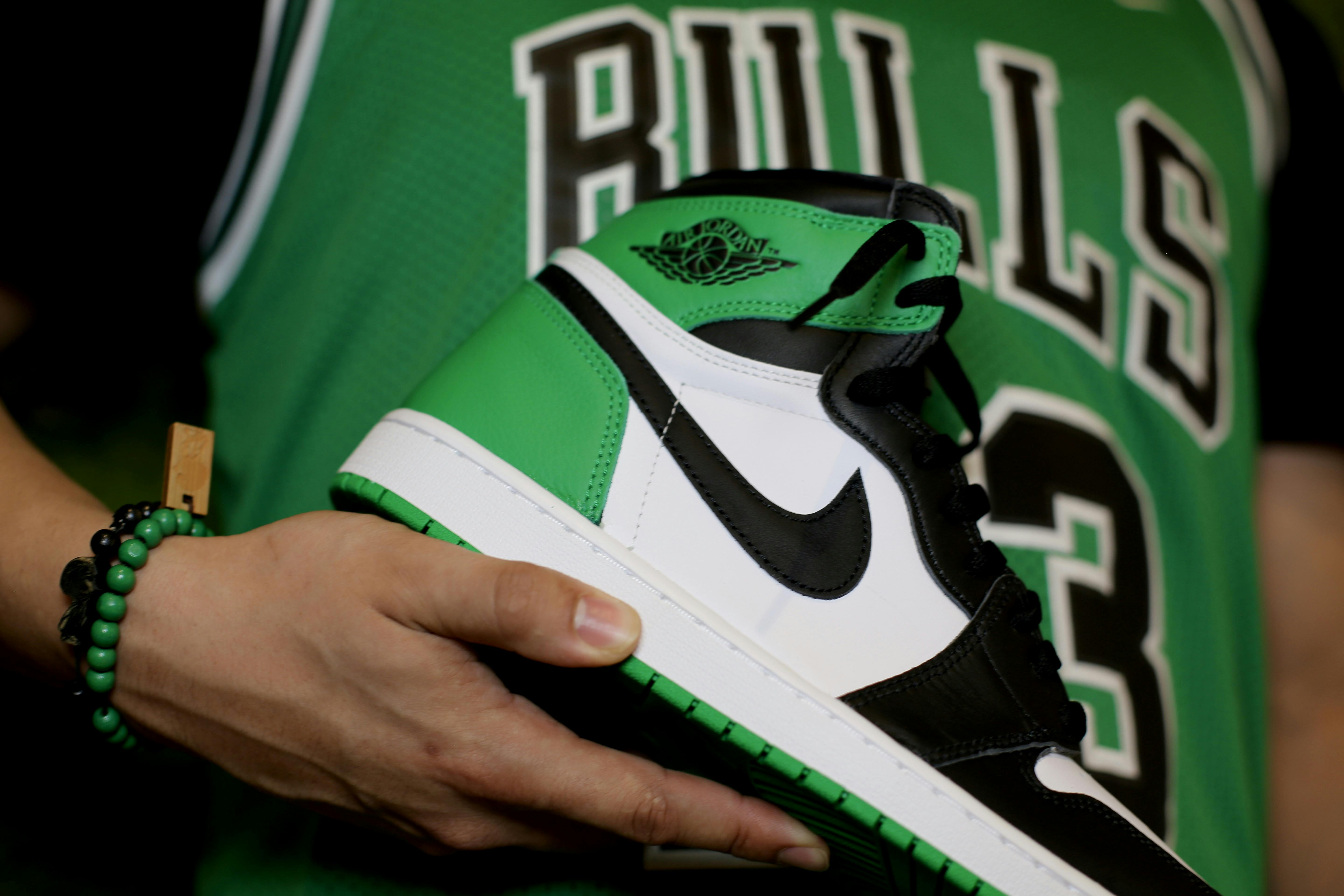 Image of Air Jordan 1 High OG "Lucky Green"
