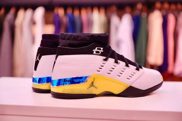 Hero image for Air Jordan 17 Retro "Lightning"
