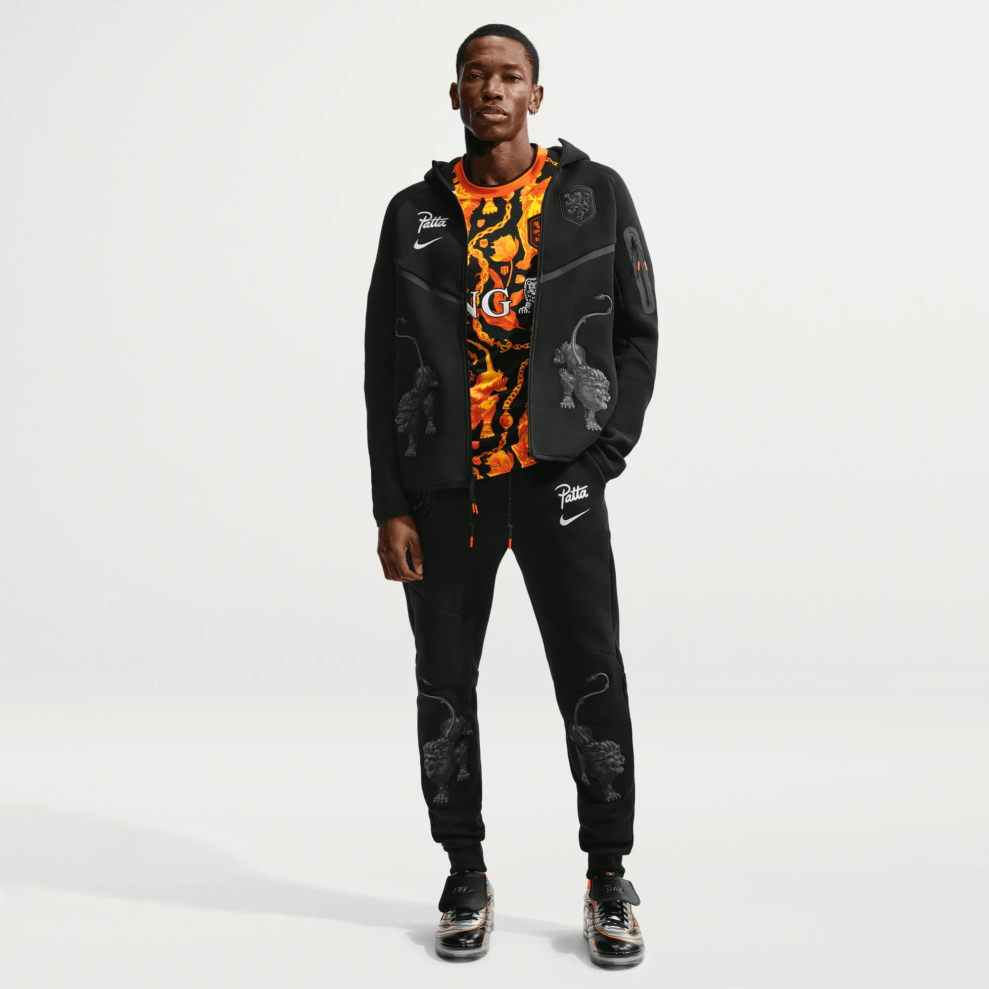 Image of Nike - Patta Netherlands Tech Fleece Full-Zip Windrunner Hoodie - (Black/White)
