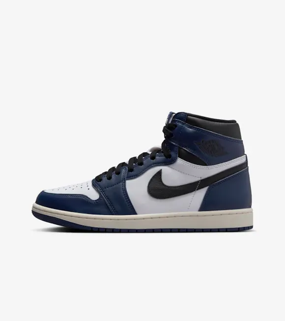 Hero image for Air Jordan 1 Retro High OG "Midnight Navy"