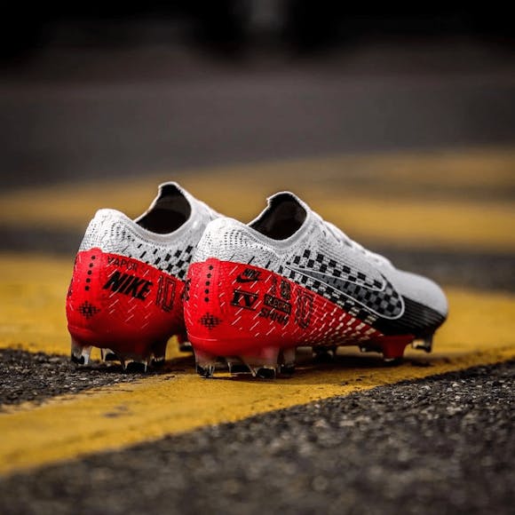 Nike Mercurial Vapor FG 13 Elite Neymar Junior Speed Freak 10