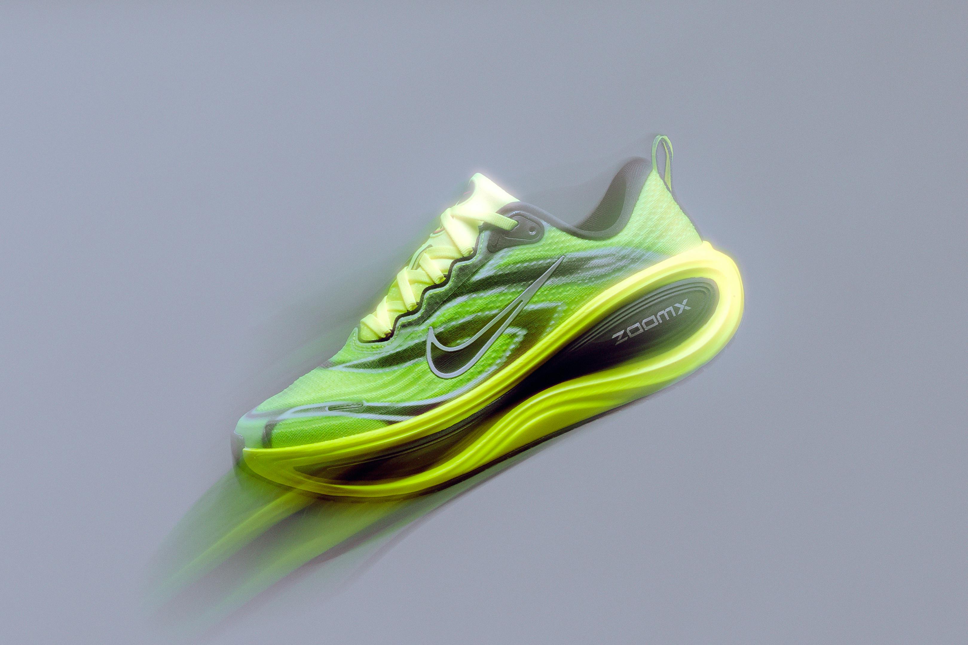 Hero image for Nike Vomero Plus SE 'Ekiden' 