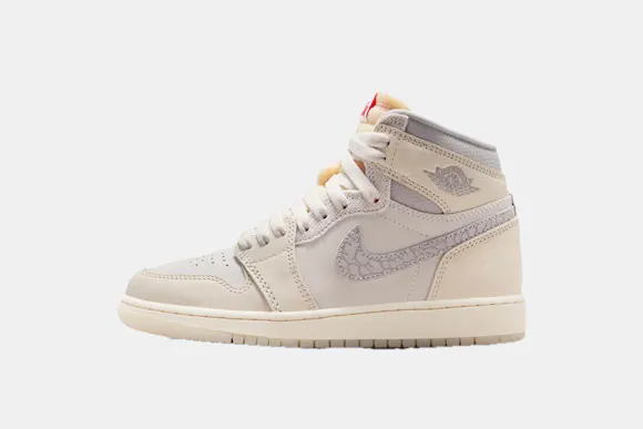 Hero image for Air Jordan 1 Retro High OG 'Sail'