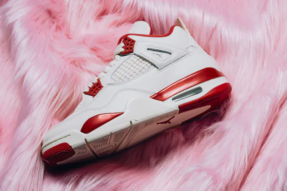Hero image for Air Jordan 4 Retro 'Valentine's Day' (W)