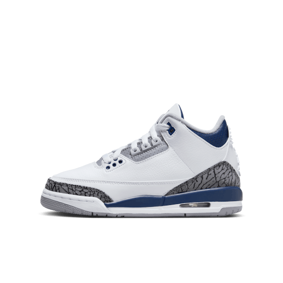 Hero image for Gradeschool Air Jordan 3 Retro "Midnight Navy"