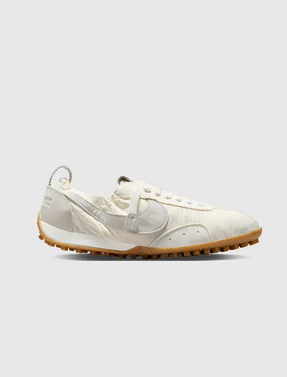 Hero image for JACQUEMUS X NIKE MOON SHOE "SOFT PEARL/SAIL"