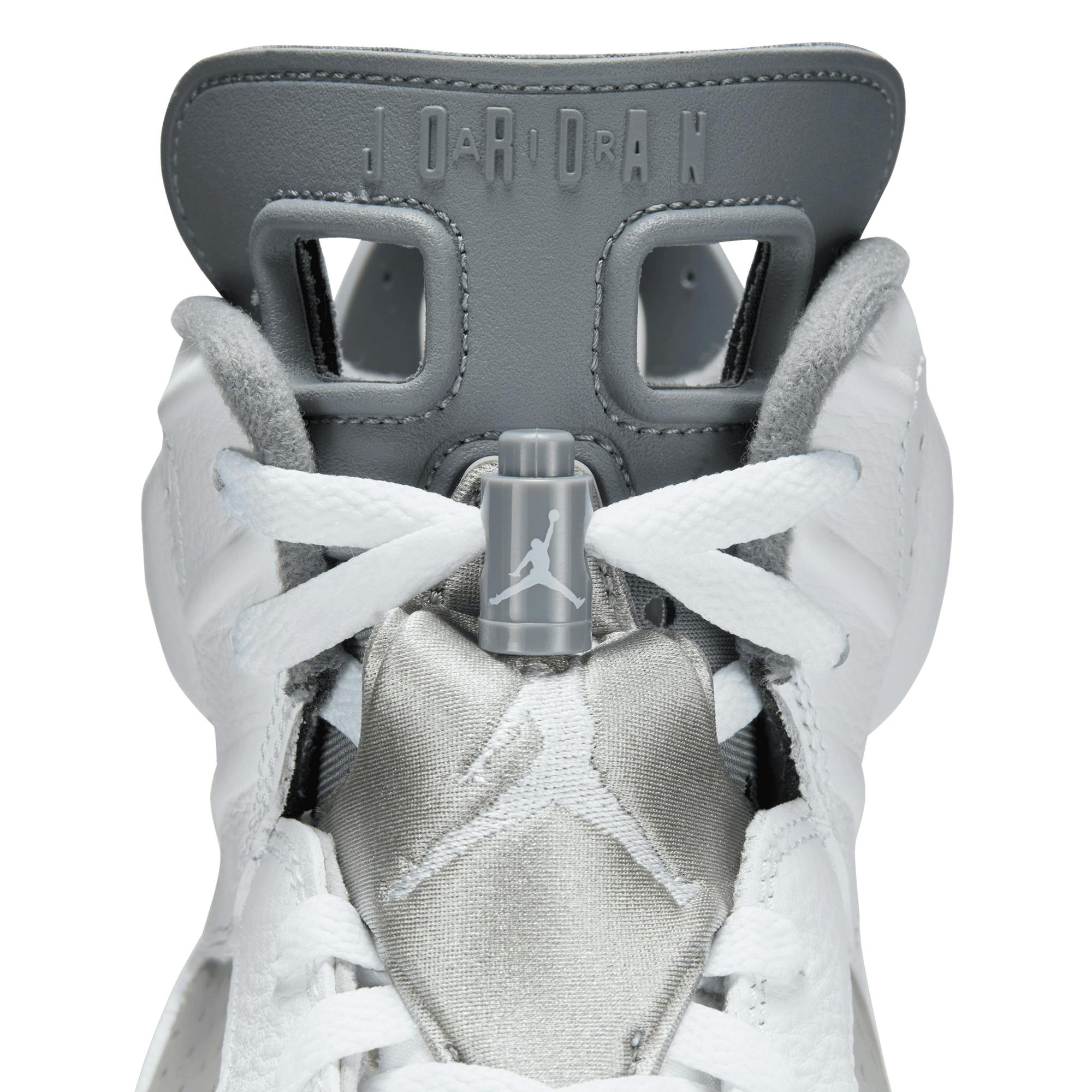 シューズ(男性用) AIR JORDAN 6 RETRO llic Silver 27.0 Air Jordan 6 Mens Retro Shoes