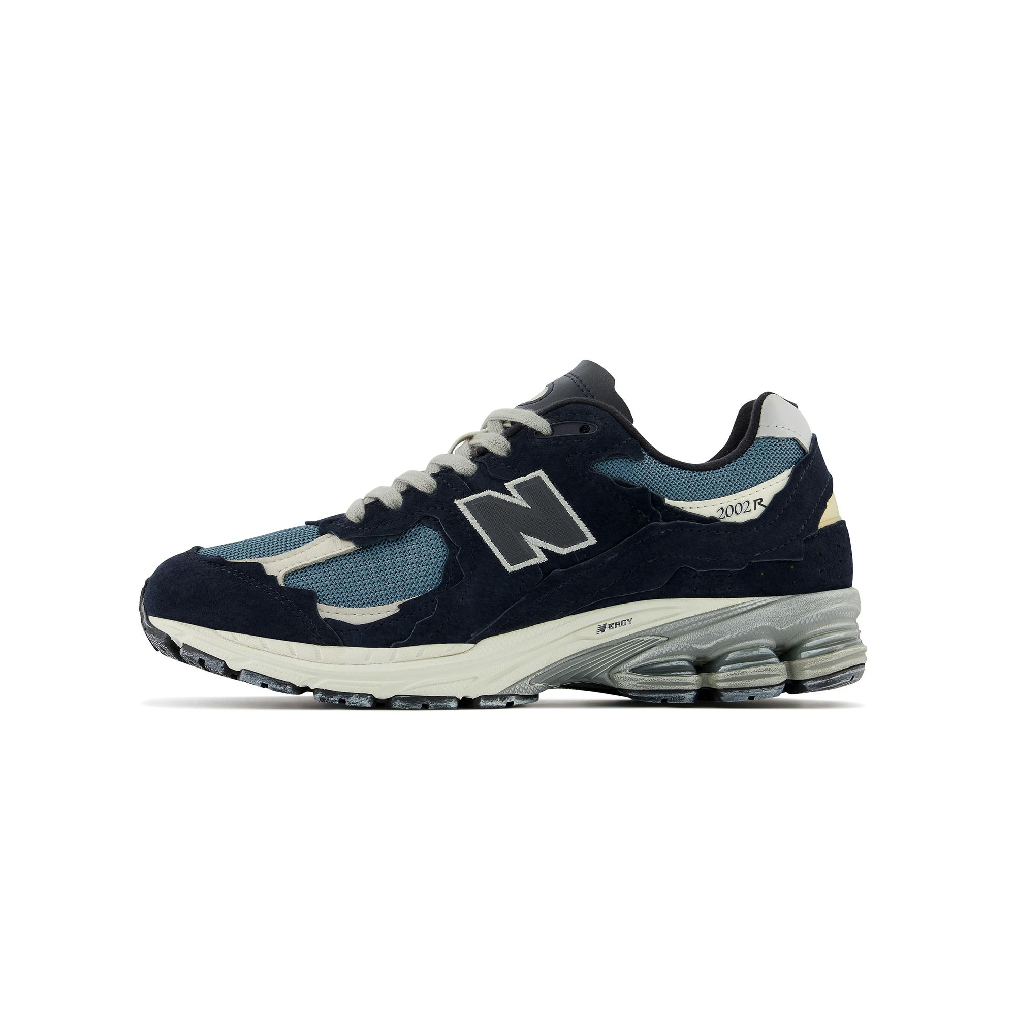 Image of New Balance 2002R Dark Navy