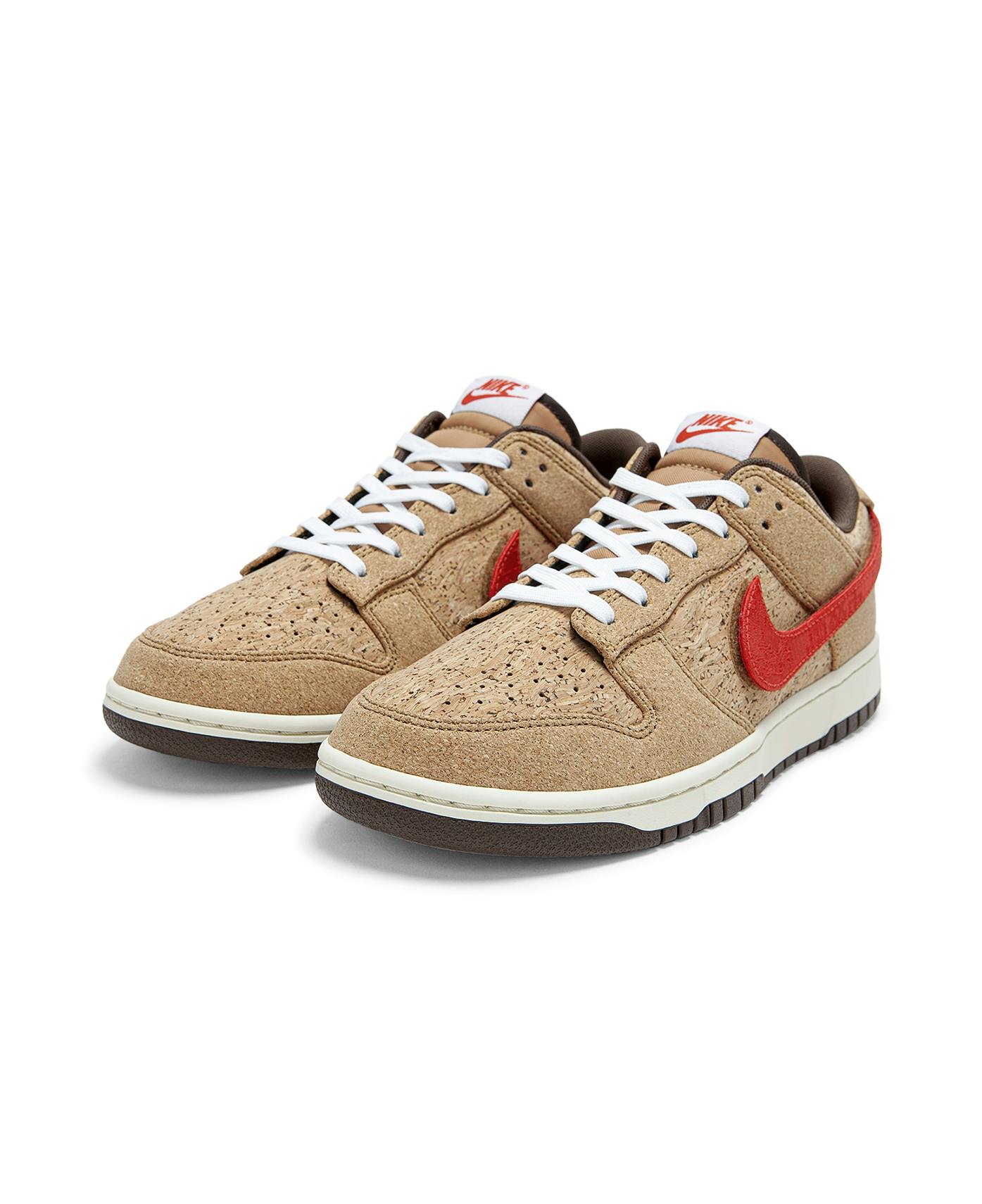 CLOT x NIKE CORK DUNK