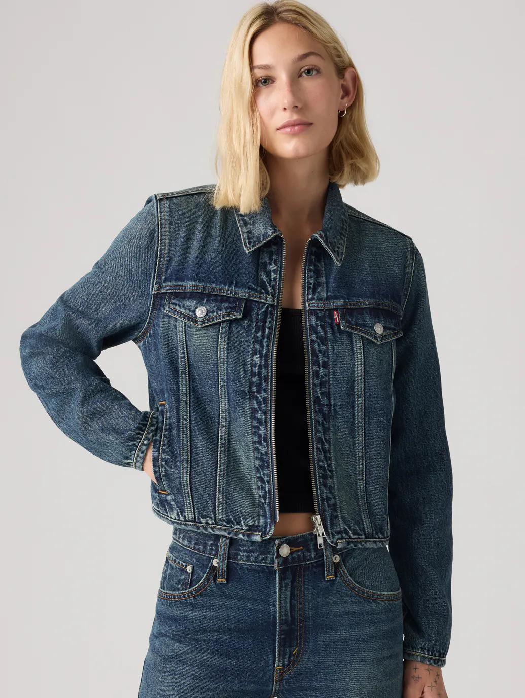 Image of Levi’s® x Rosé Zip-up Trucker Jacket