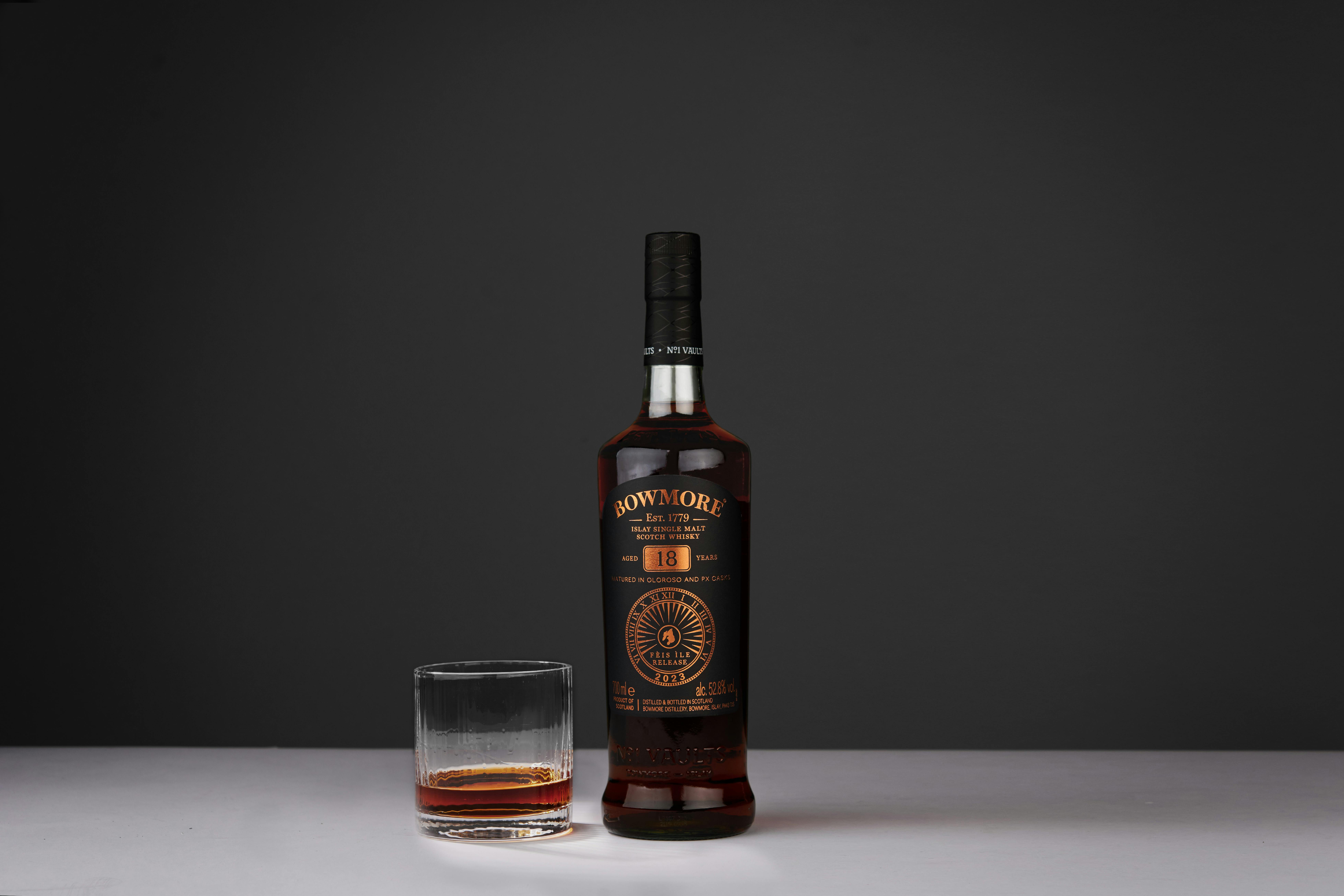 Bowmore 18 Year Old Fèis Ìle 2023