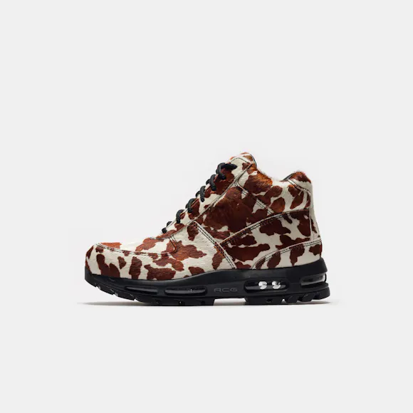 Hero image for Air Max Goadome Boot in Sail/Black/Cacao Wow/Sail