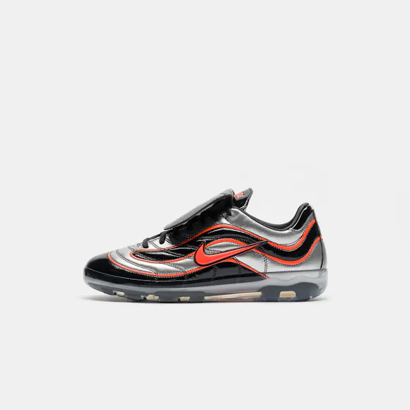 Hero image for Patta x Netherlands Cryoshot Mercurial Vapor R9 Sneaker in Metallic Silver/Hyper Crimson/Black