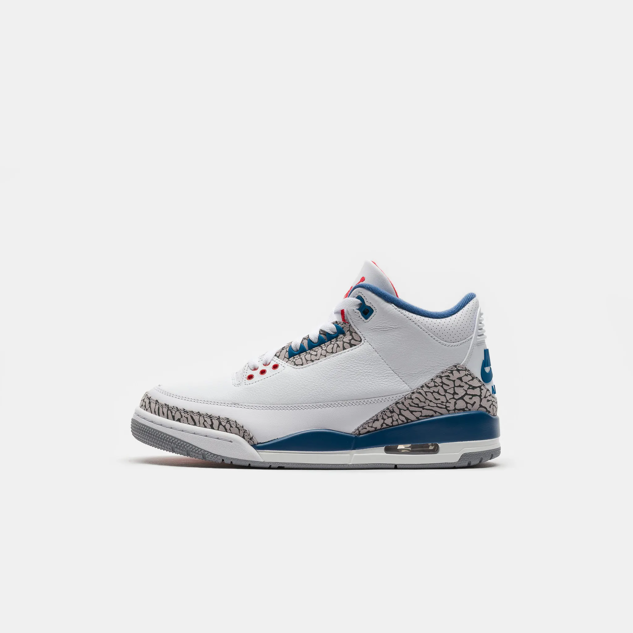 Image of Air Jordan 3 Retro OG in White/Fire Red/True Blue