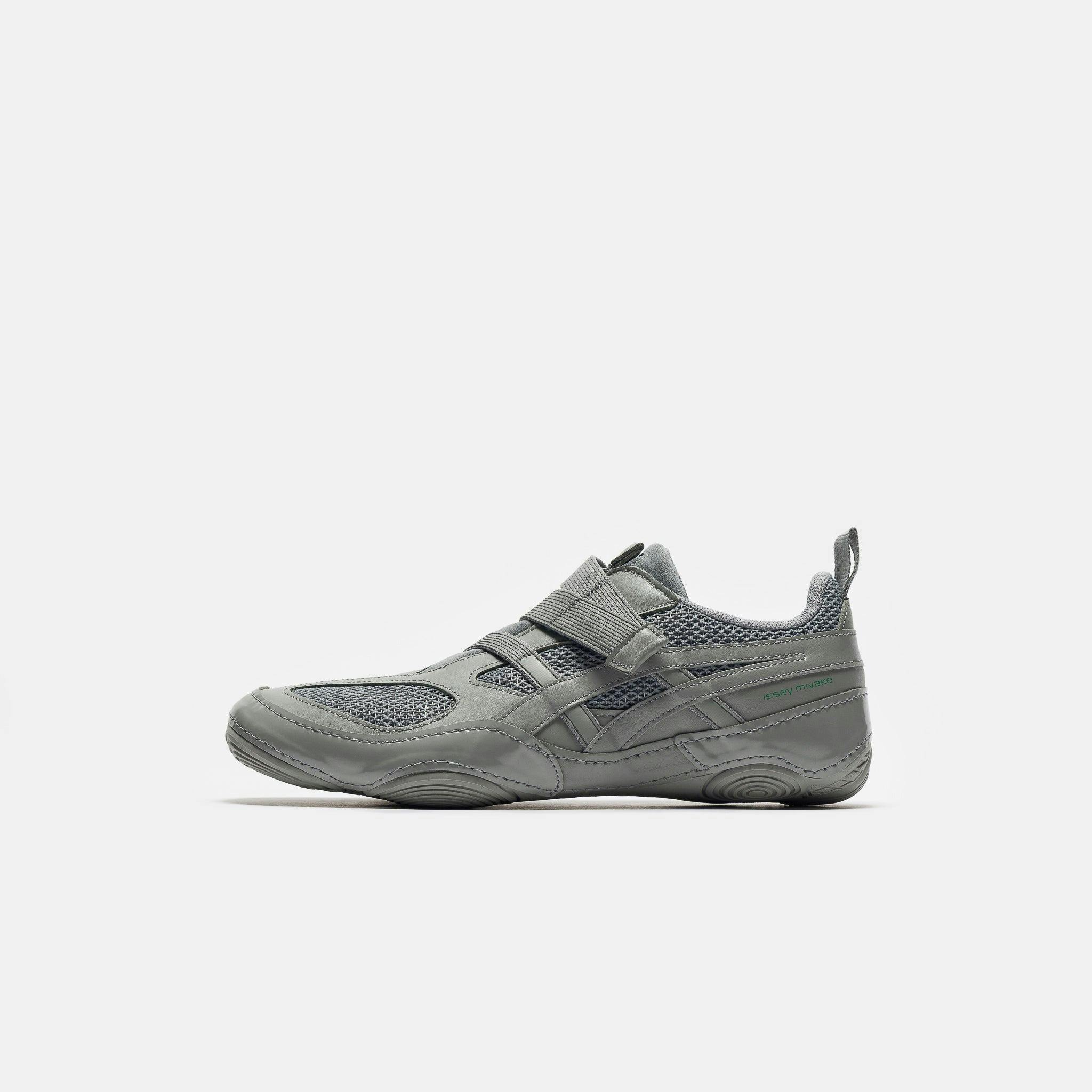 Image of Issey Miyake Hyper Taping Sneaker in Grey/Grey