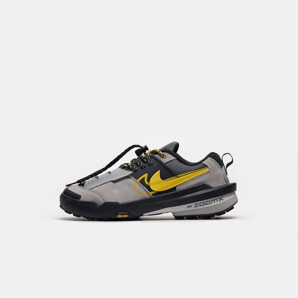 Hero image for Sacai Zegamadome Sneaker in Matte Silver/Tour Yellow/Black