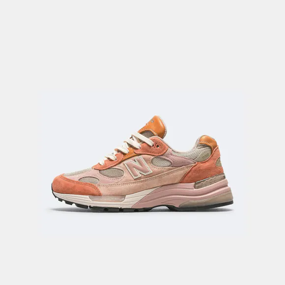 Hero image for Joe Freshgoods 992 Sneaker in Rose Smoke/Misty Rose