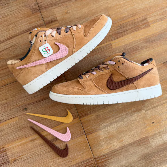 Hero image for Nike SB Dunk Low Pro QS NOTE