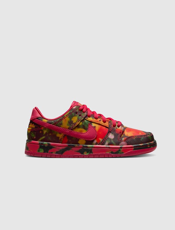 Hero image for NIKE SB DUNK LOW PRO X WIZARD OF OZ "VARSITY RED/UNIVERSITY GOLD"