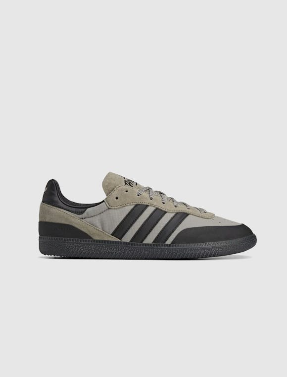 Hero image for ADIDAS 100T PALOS HILLS "SILVER/BLACK"