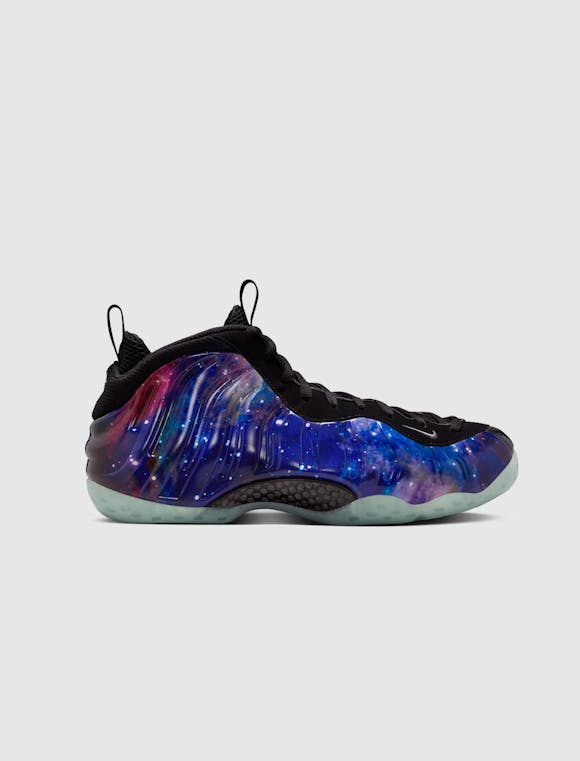 Hero image for NIKE AIR FOAMPOSITE ONE "GALAXY"