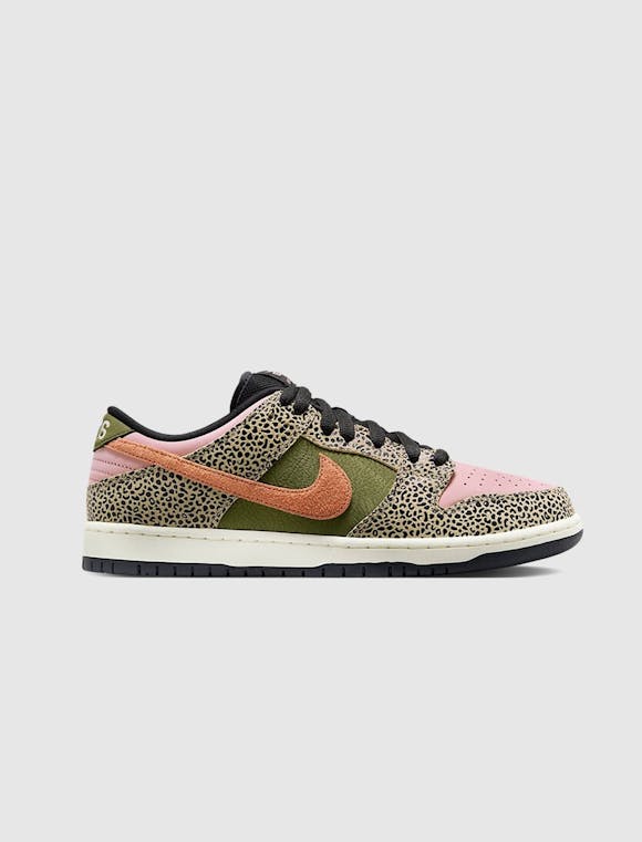 Hero image for NIKE SB DUNK LO PRO QS AR "KHAKI/AMBER BROWN"