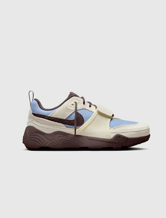 Hero image for NIKE X TRAVIS SCOTT ZOOM FIELD JAXX "LECHE BLUE"