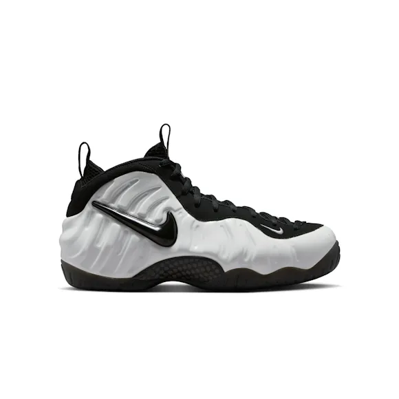 Hero image for Nike Air Foamposite Pro "Glow In The Dark"