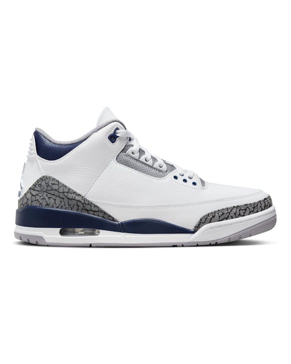 Hero image for Air Jordan 3 Retro "Midnight Navy"