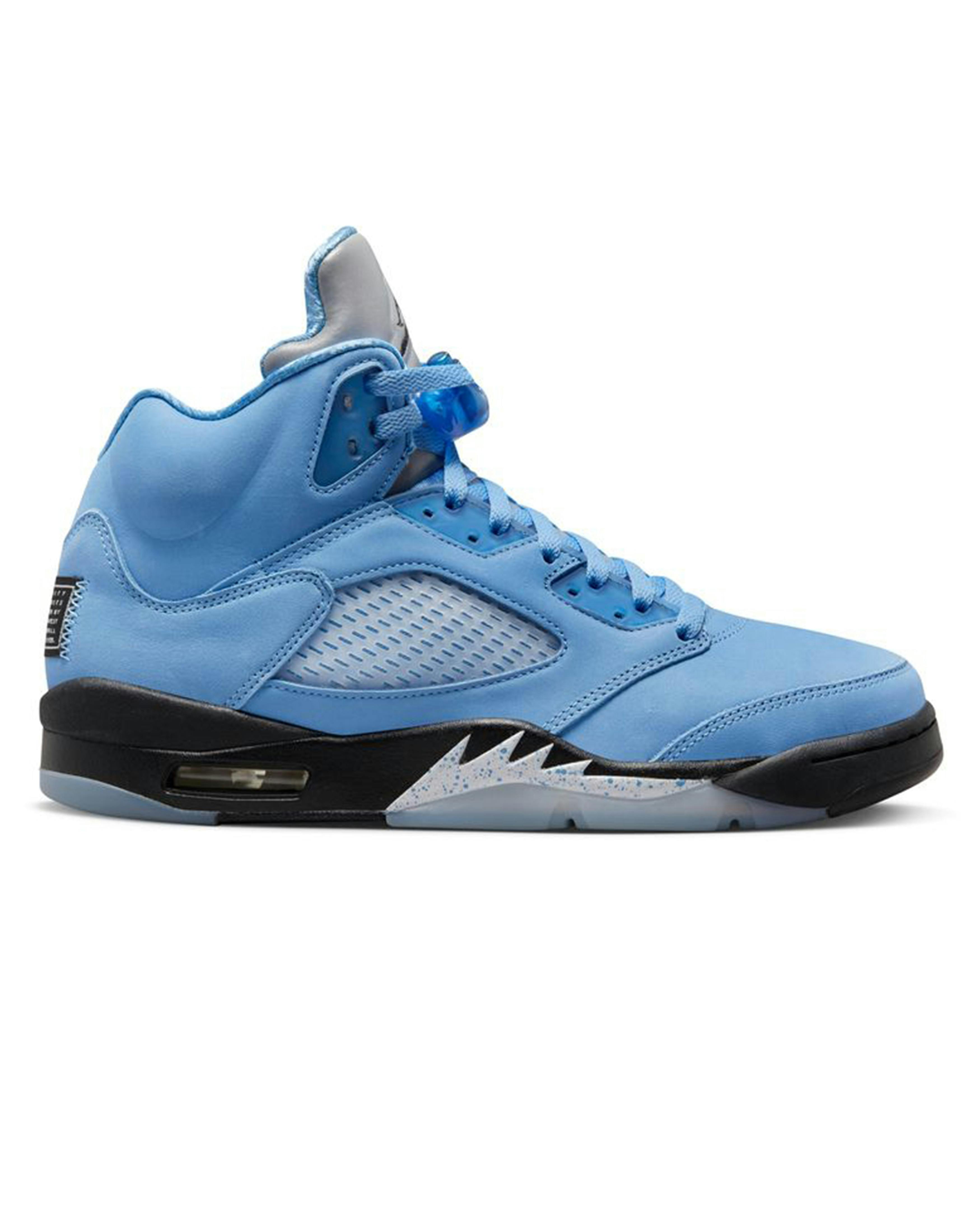 Hero image for Jordan 5 Retro "UNC"