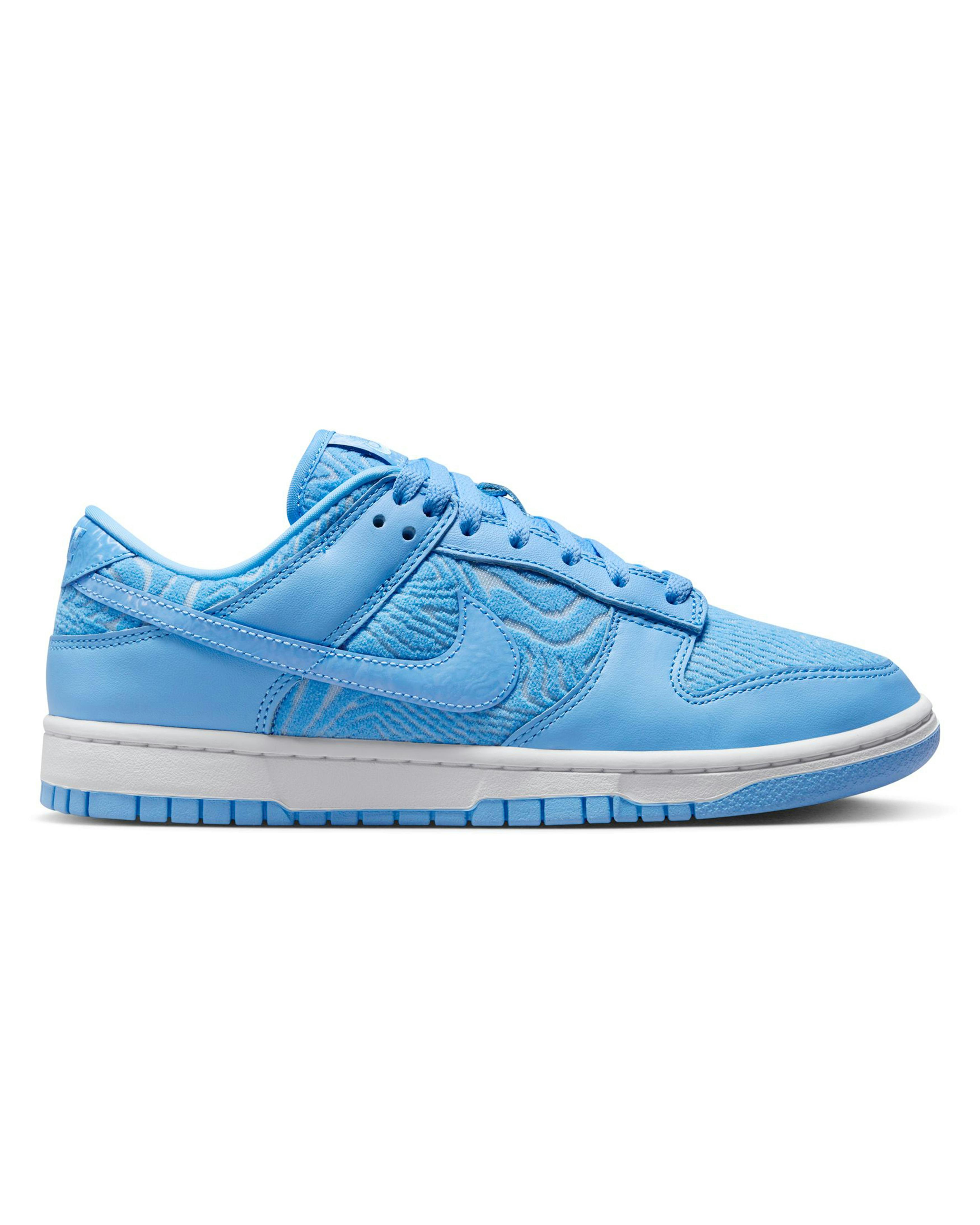 Nike SB Dunk Low Varsity Blue Pink Ice Nike SB Dunk Low Premium