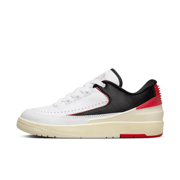 Hero image for Women's Air Jordan 2 Retro "Chicago Twist"