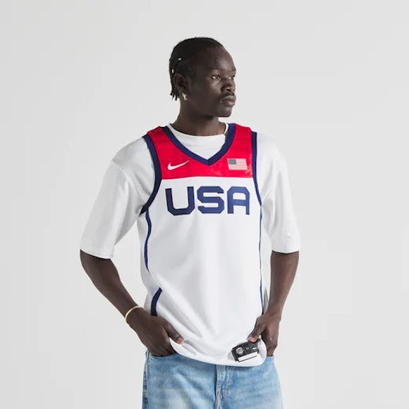 Kobe ad flip the switch online foot locker