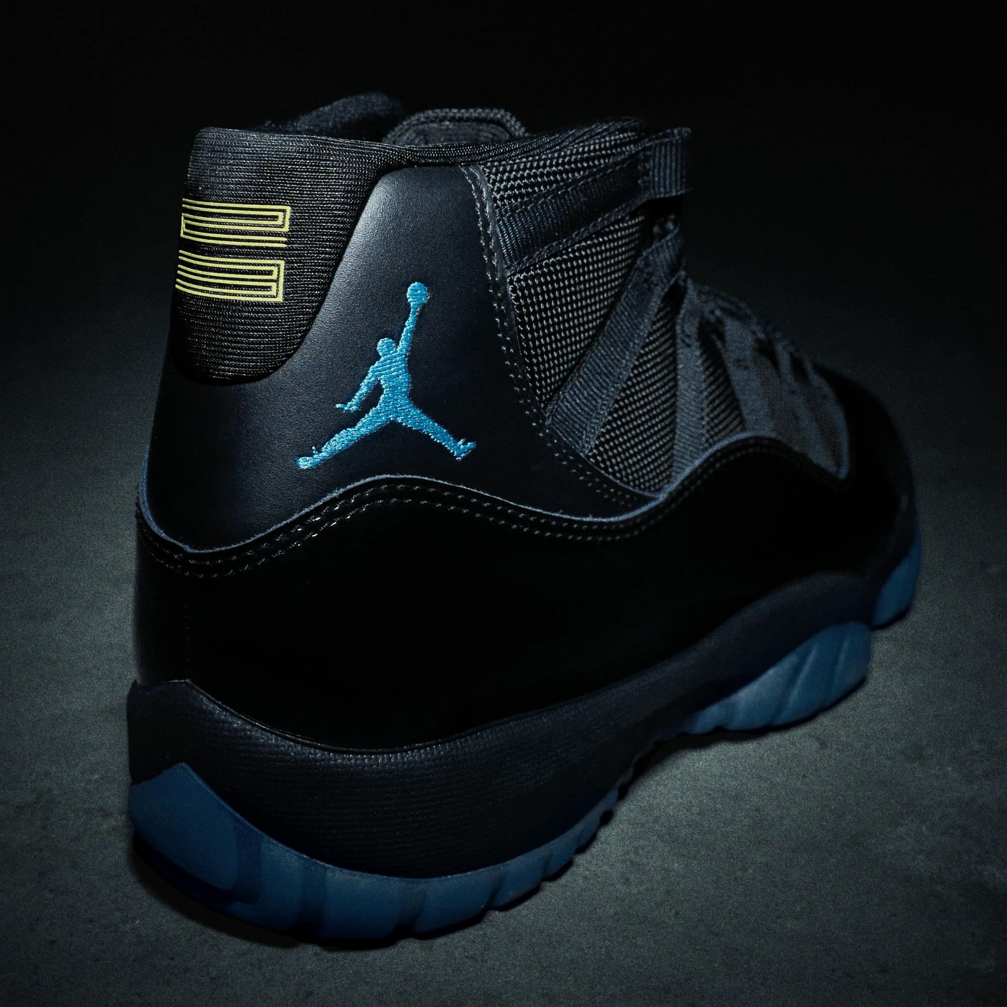 jordan 11 gamma blue foot locker