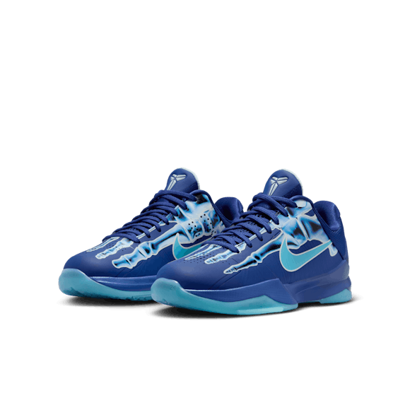 Nike kobe foot locker hot sale