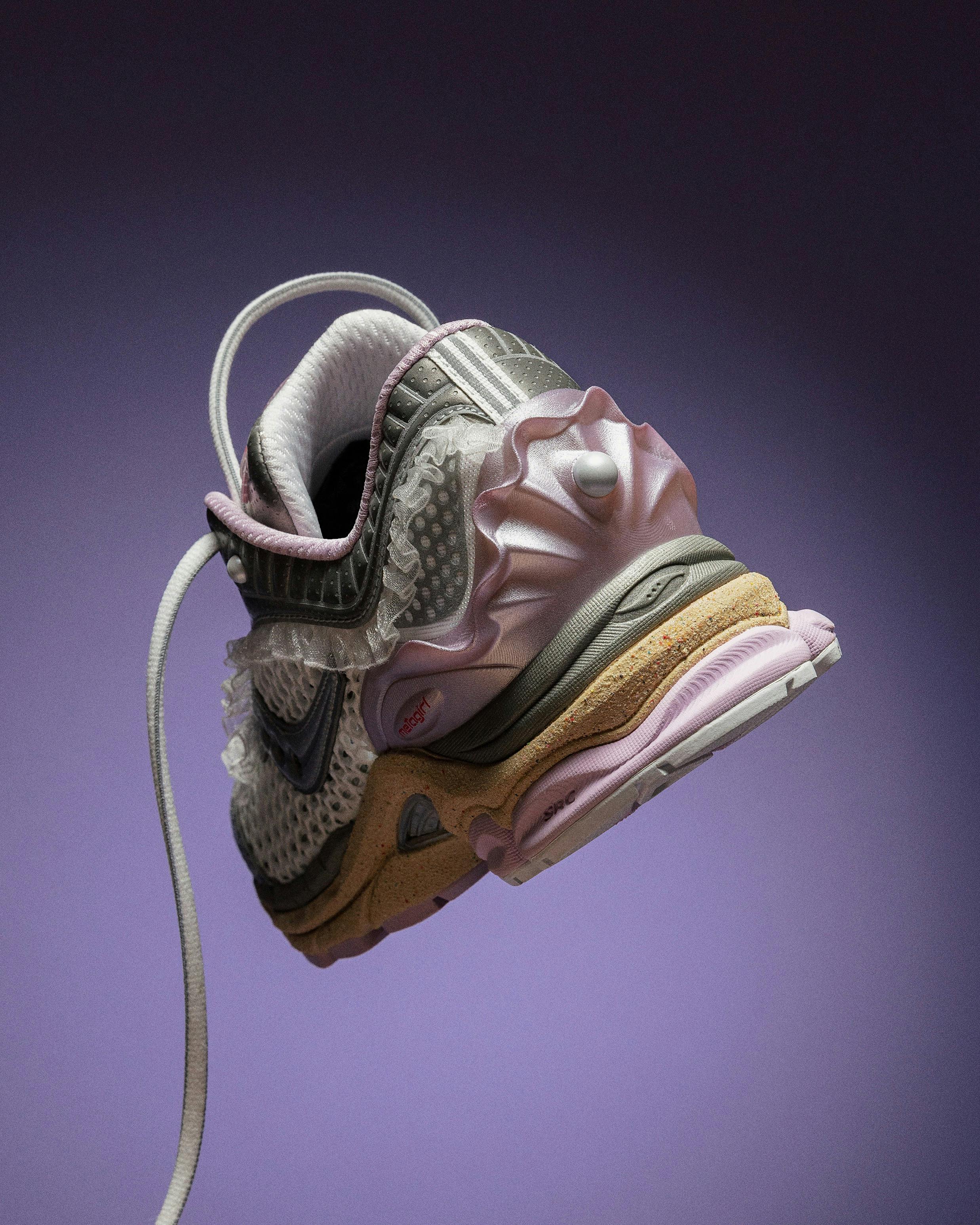 Image of Saucony x Metagirl Progrid Paramount "Daughter of the Moon"