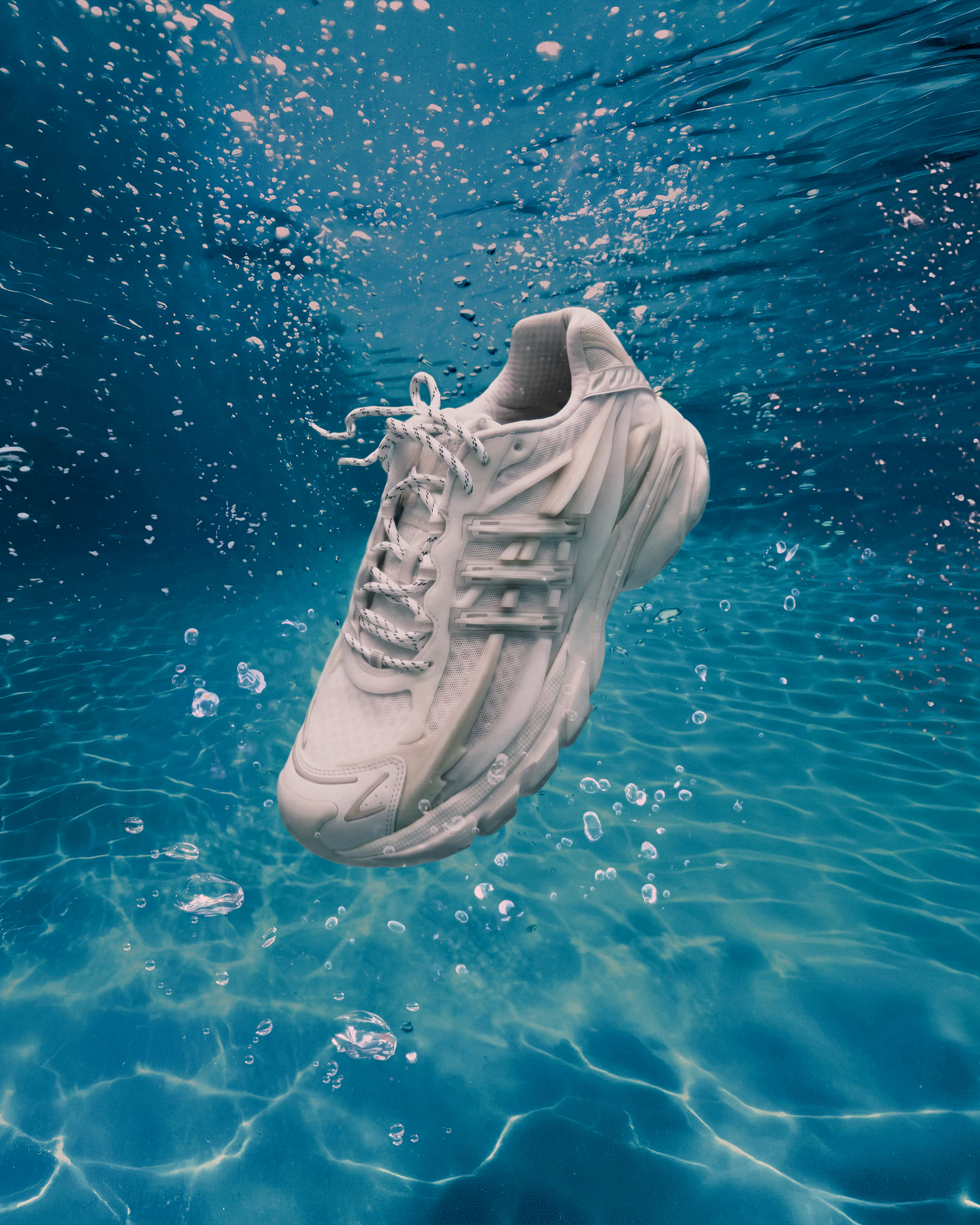Hero image for Adistar Jellyfish PW "Triple White"