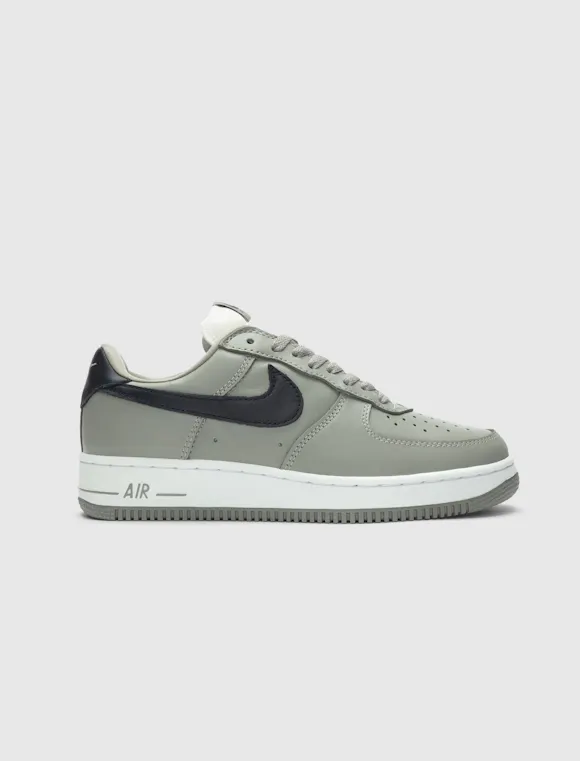 Hero image for NIKE AIR FORCE 1 "ARMY"