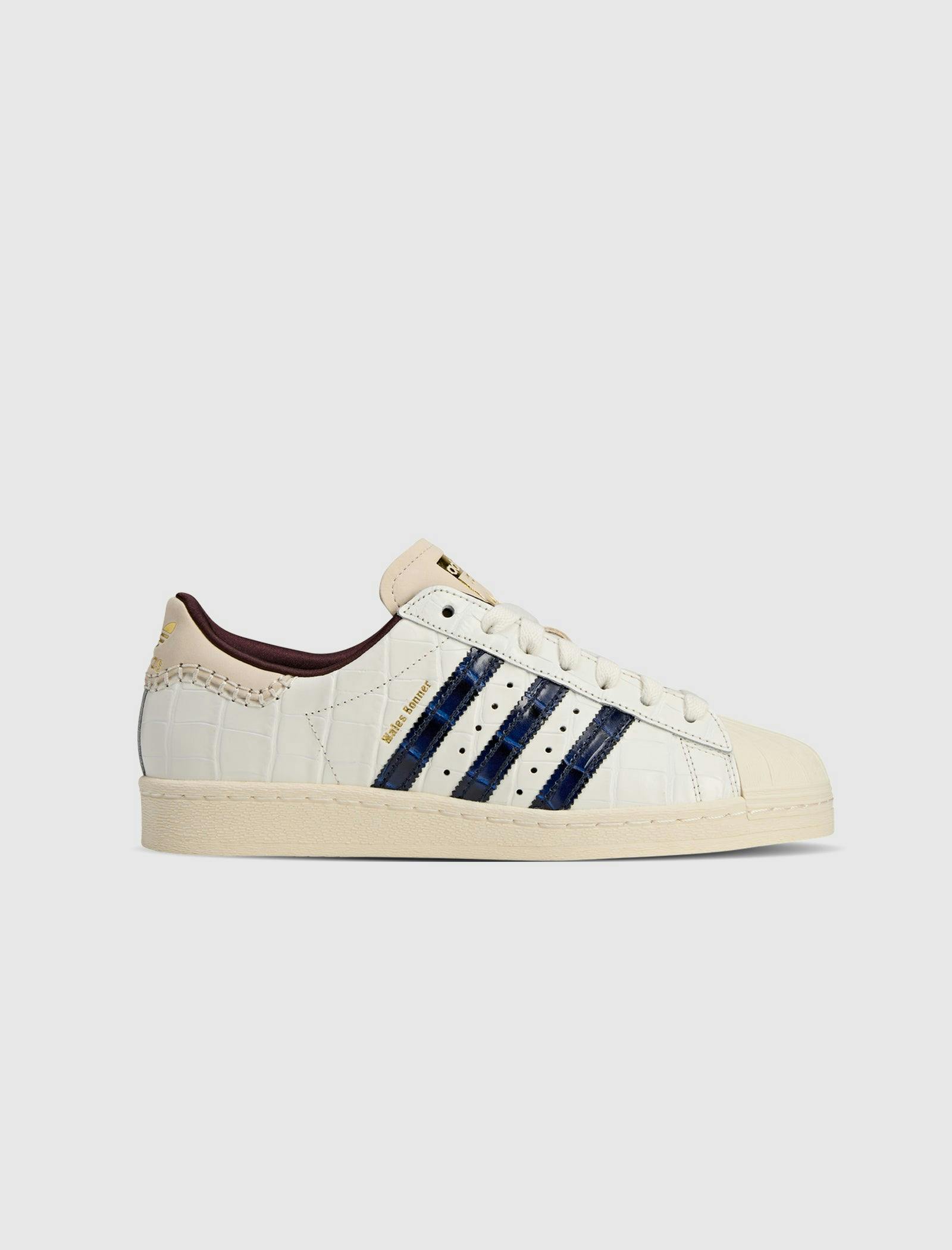 Adidas superstar motif best sale