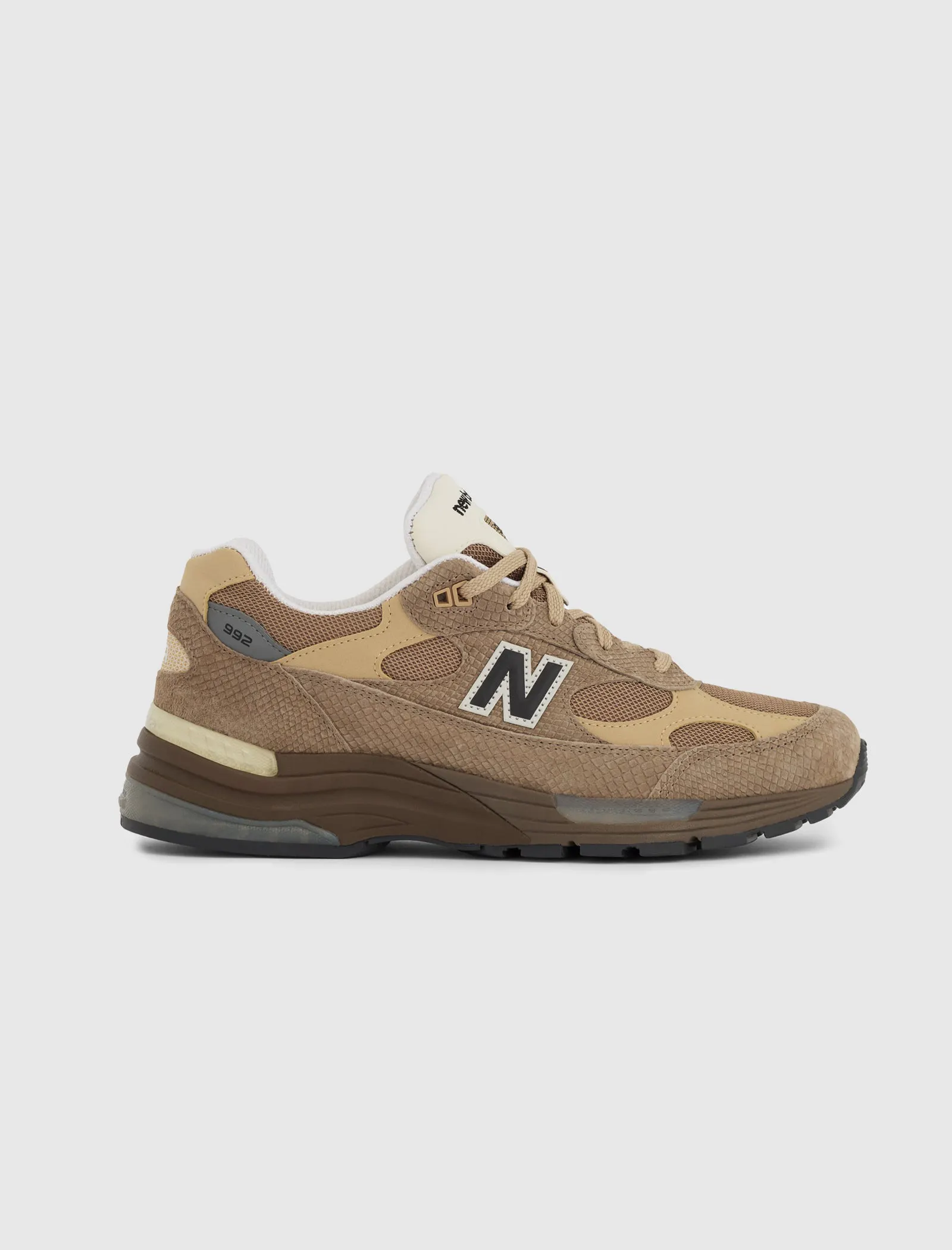 NEW BALANCE MADE IN USA 992 