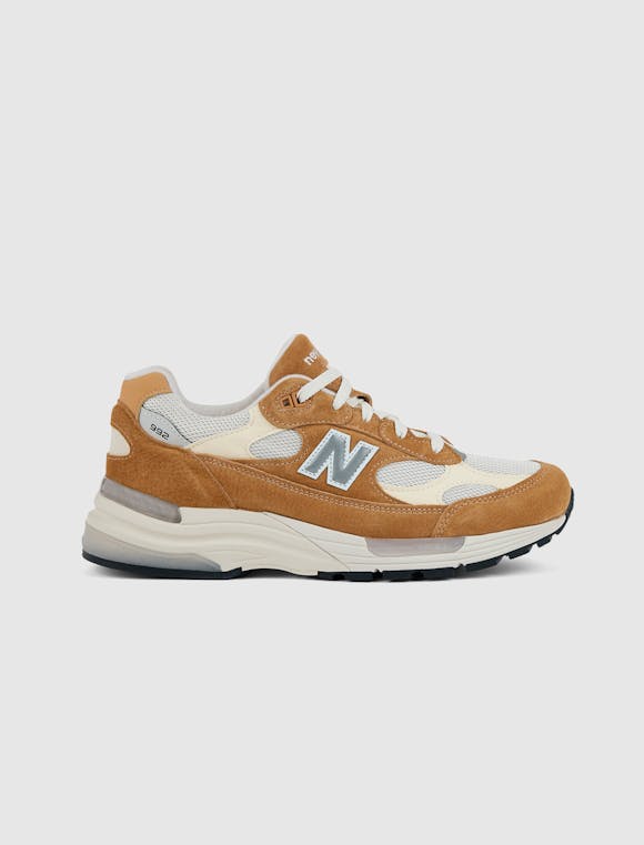Hero image for NEW BALANCE MADE IN USA 992 CORE "SWEET CARAMEL"