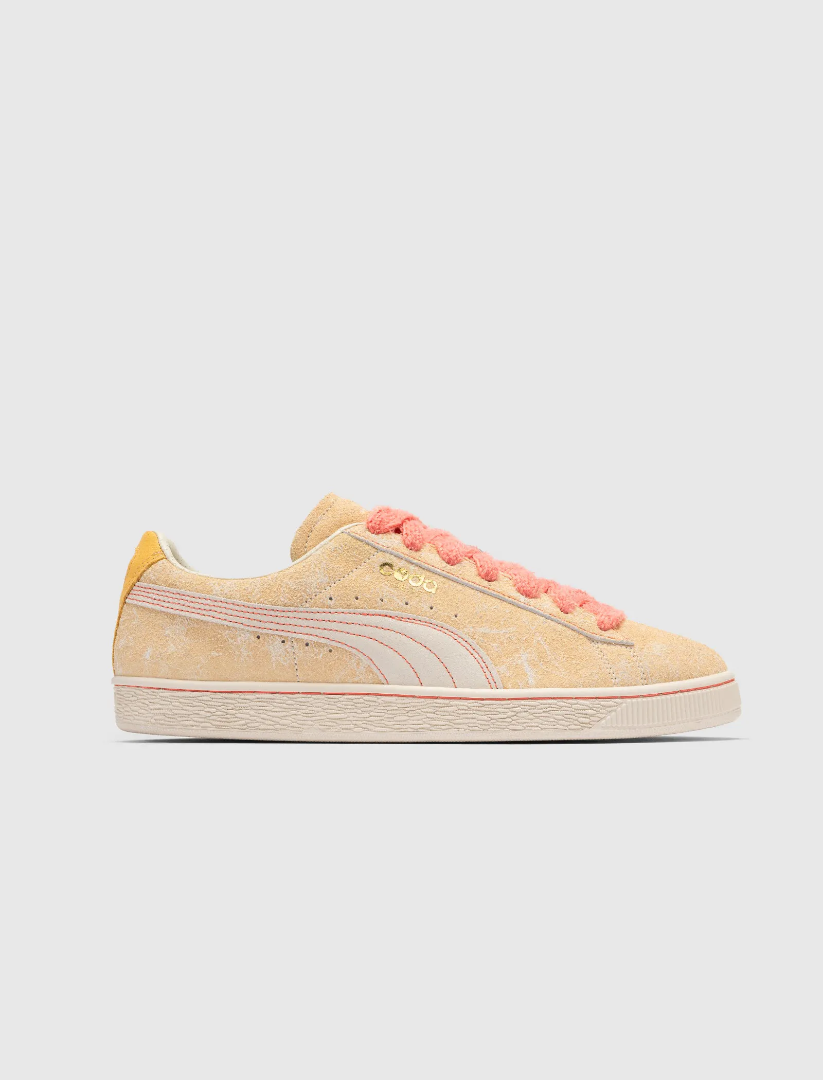 Image of THE WHITAKER GRP SUEDE CODA ECHO POINTS "FLAXEN"