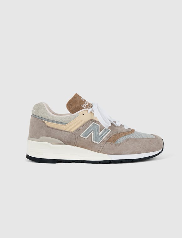 Hero image for NEW BALANCE MADE IN USA 997 "LIGHT MUSHROOM"