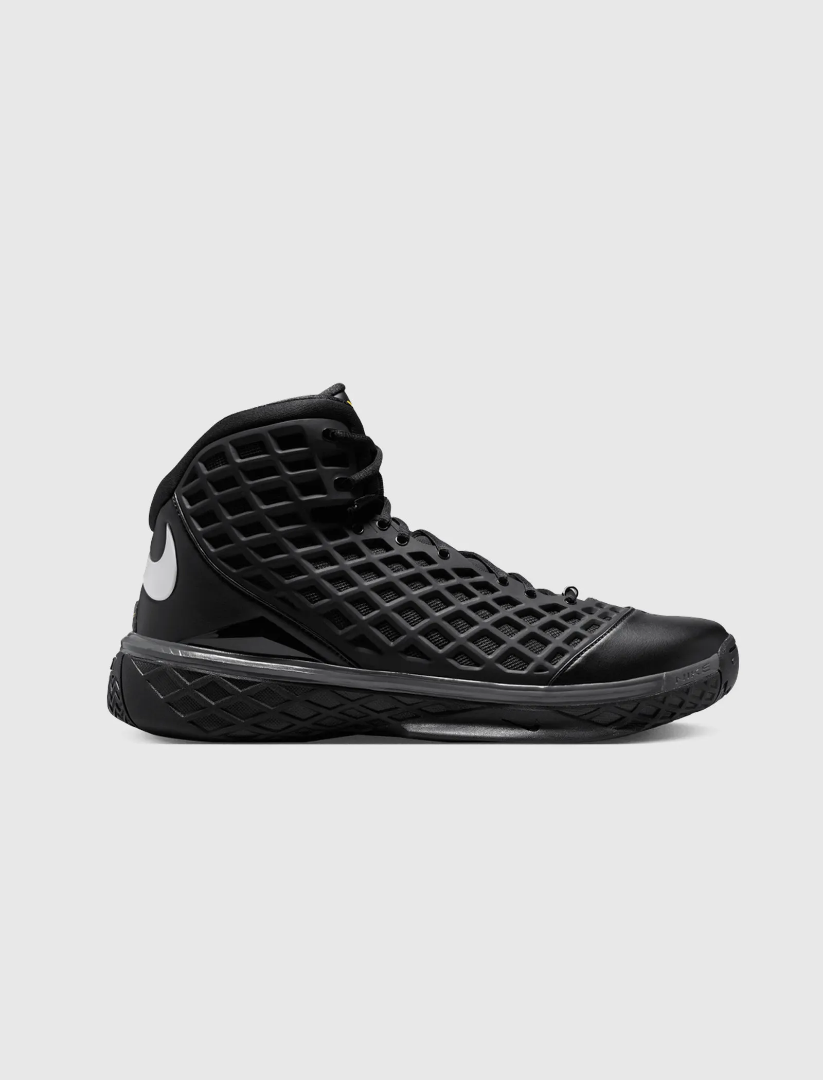 Image of NIKE KOBE 3 LOW PROTRO "ORCA"
