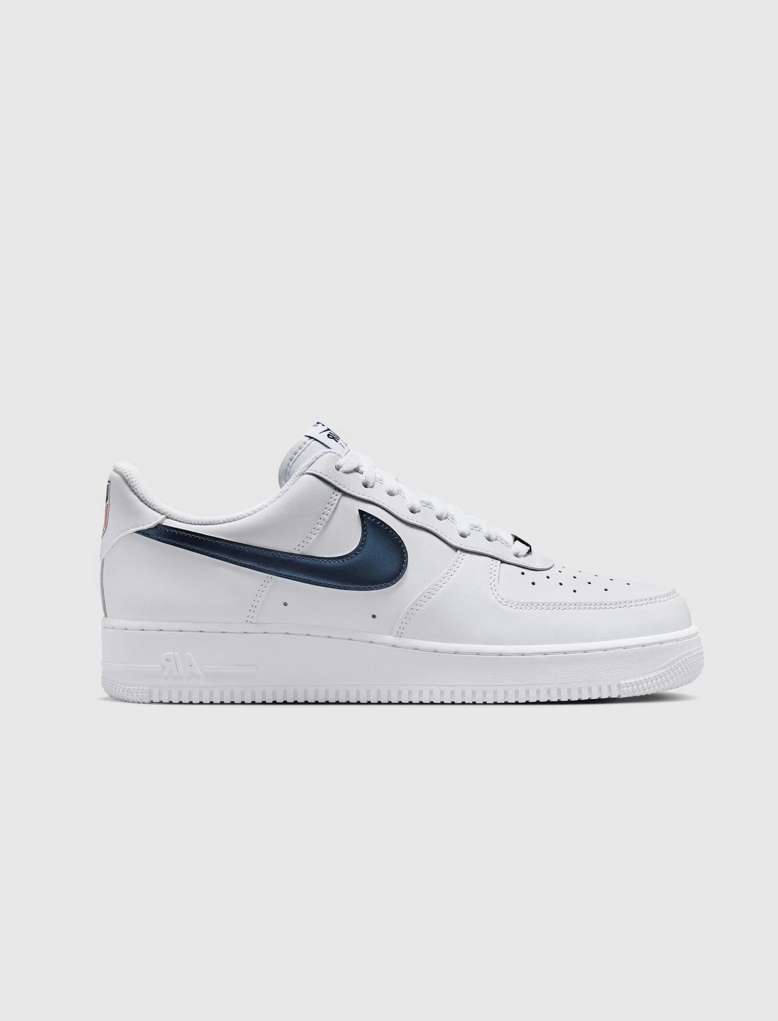 Hero image for NIKE AIR FORCE 1 "TEAM USA"